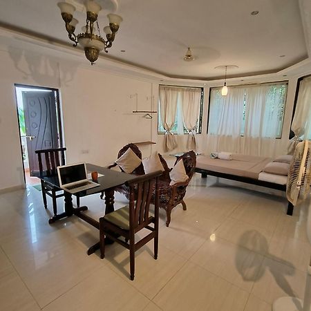 J-House, Spacious Apartments With Balconies, Thalassa 1Min Away Siolim Εξωτερικό φωτογραφία