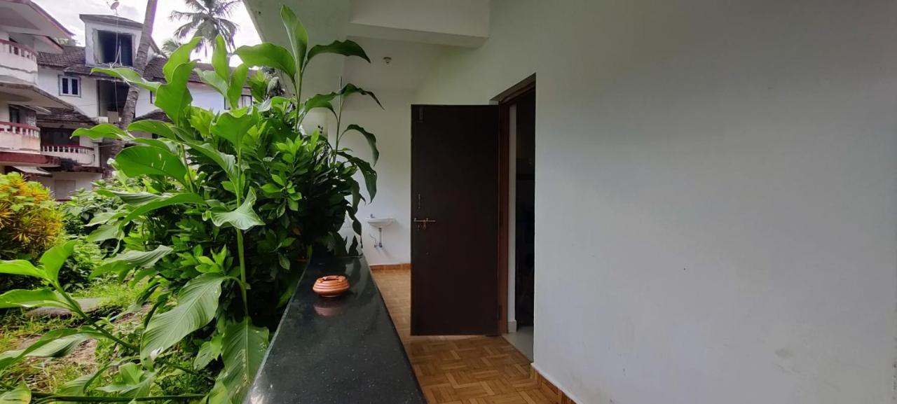 J-House, Spacious Apartments With Balconies, Thalassa 1Min Away Siolim Εξωτερικό φωτογραφία