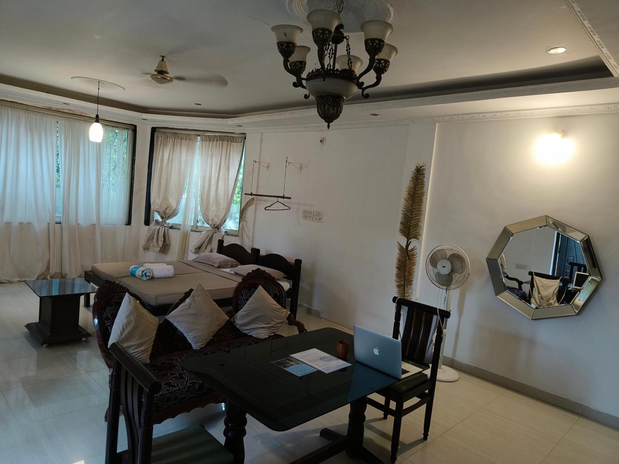 J-House, Spacious Apartments With Balconies, Thalassa 1Min Away Siolim Δωμάτιο φωτογραφία