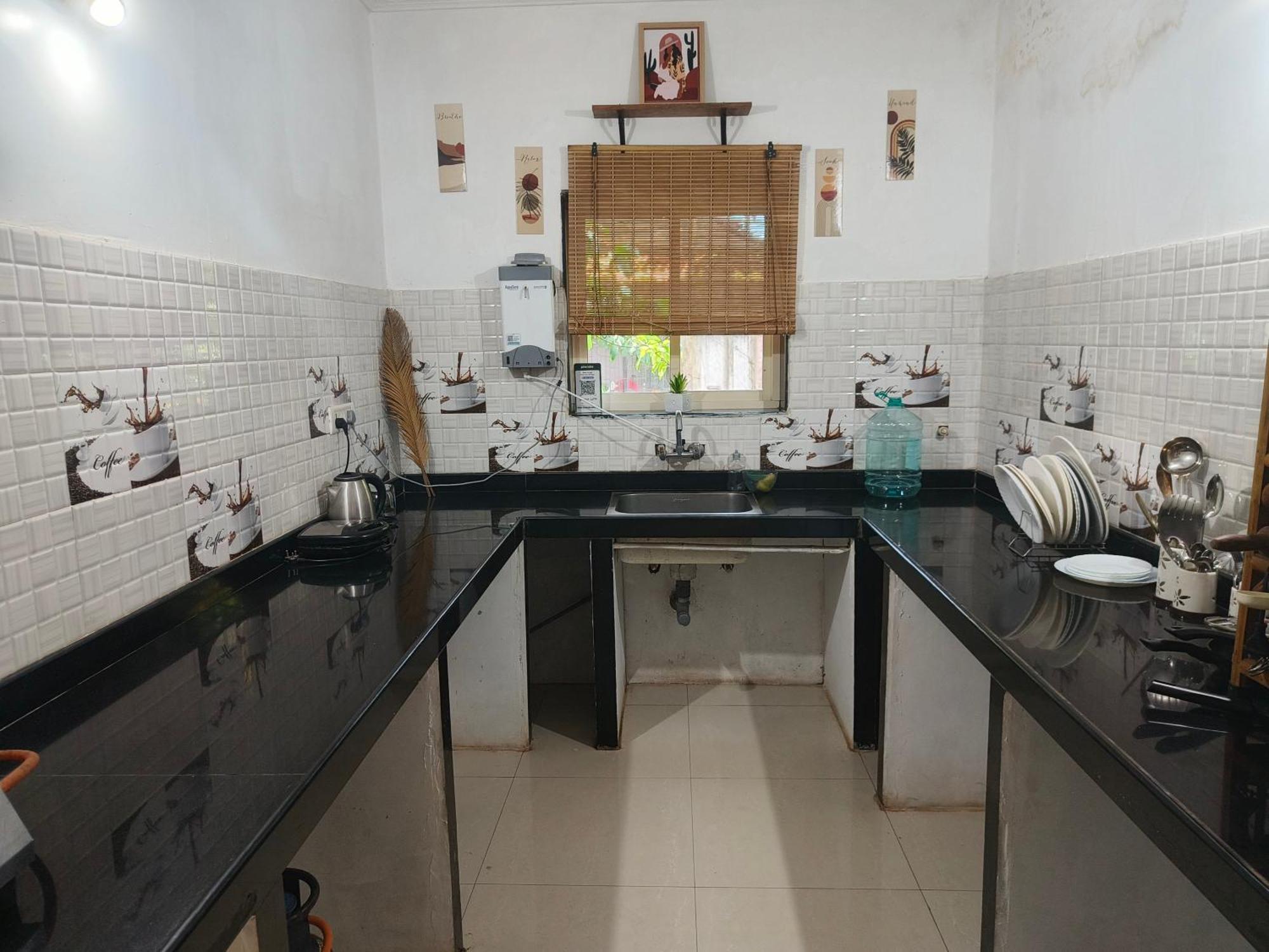 J-House, Spacious Apartments With Balconies, Thalassa 1Min Away Siolim Εξωτερικό φωτογραφία